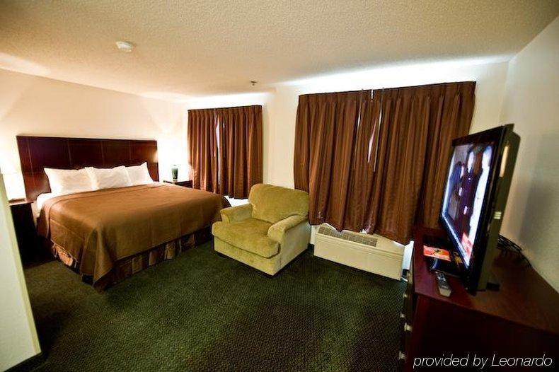 Greystone Inn & Suites Vance Kültér fotó